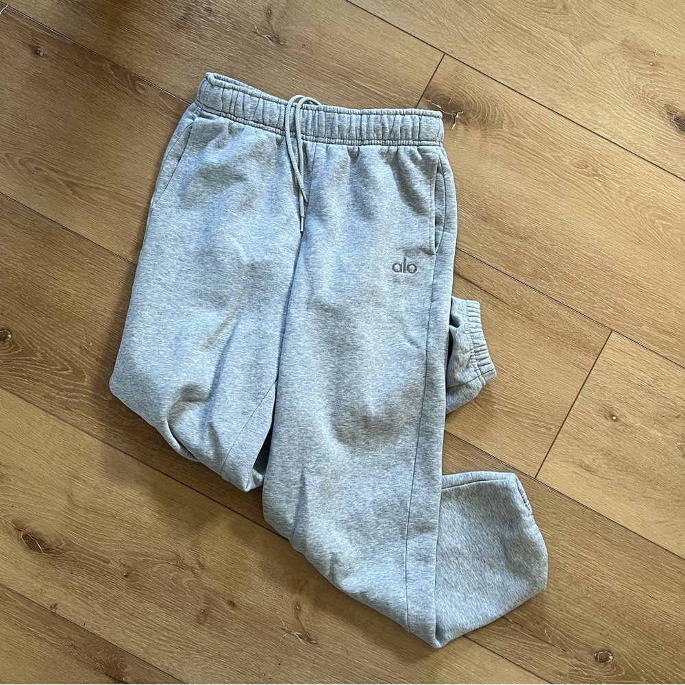 ALO Yoga Accolade sweatpant